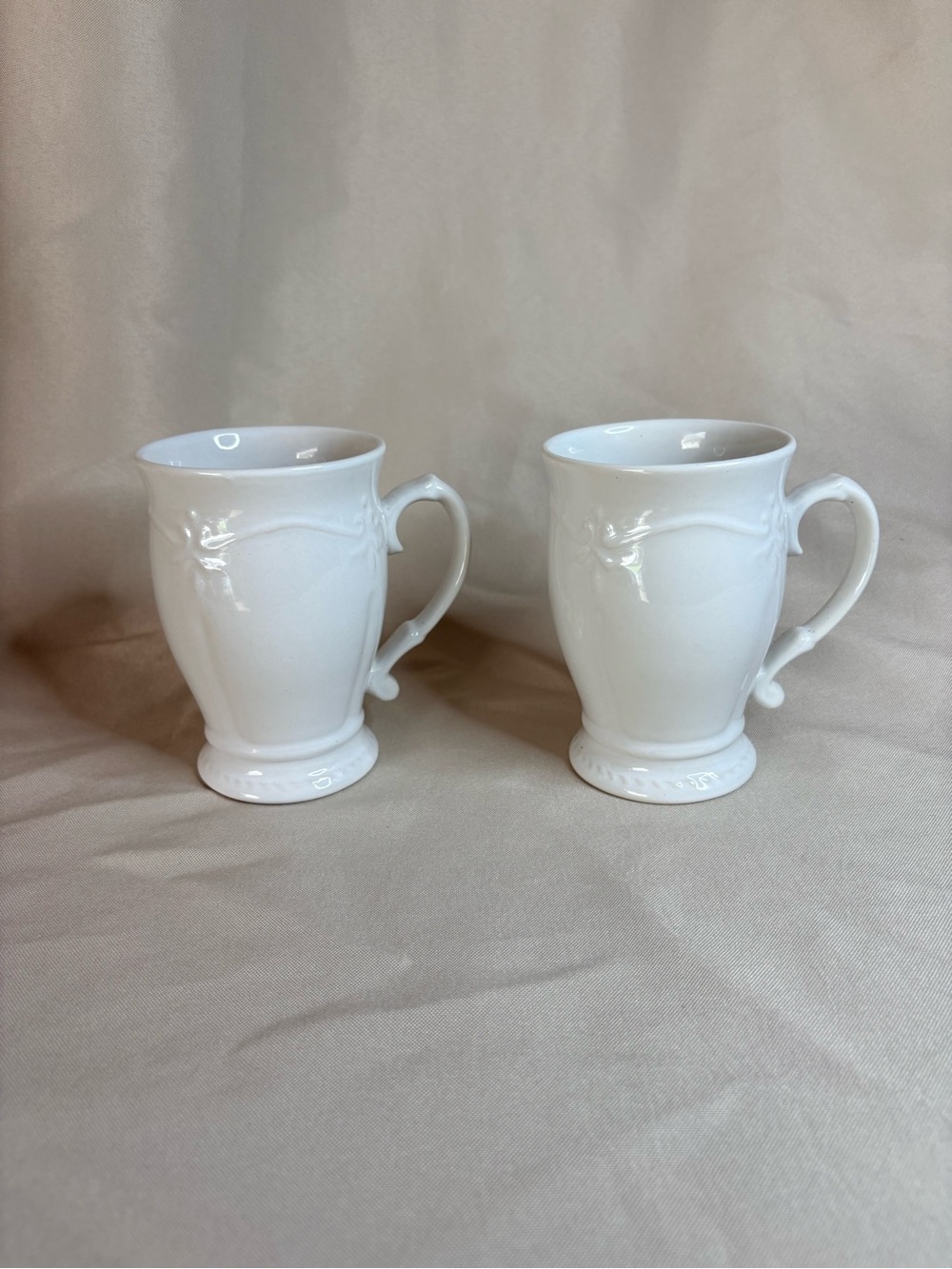 Southern Living Gallery White Ceramic Coffee Mugs Cups Embossed Floral Set of 2